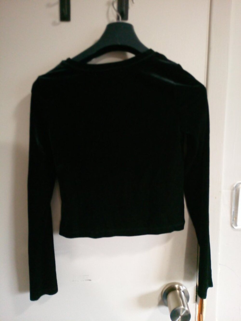 Velour Top - Picture 3 of 3